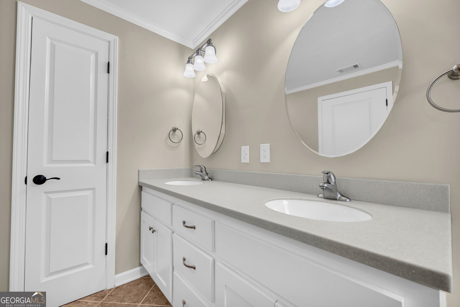 100 S Broad Street Bowman - Photo 33