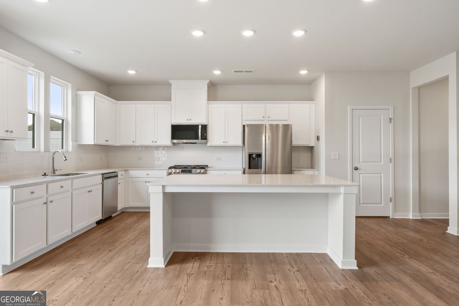 1303 Farmers Loop Austell - Photo 8