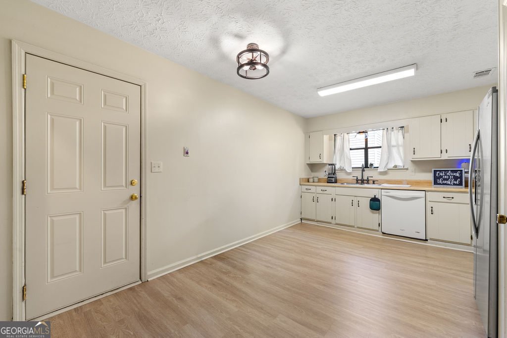 528 Raintree Drive Jonesboro - Photo 10