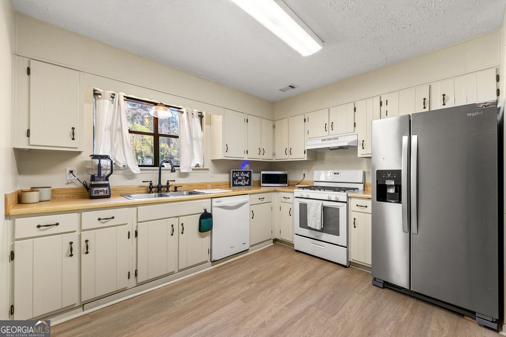 528 Raintree Drive Jonesboro - Photo 13