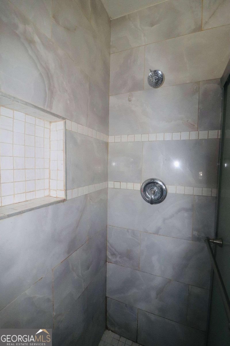 948 Lake Drive Court Stone Mountain - Photo 23