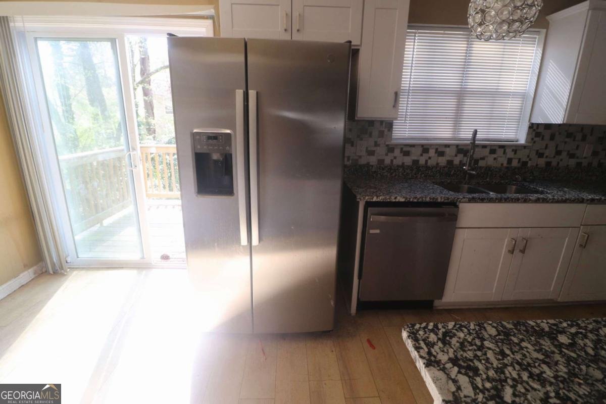 948 Lake Drive Court Stone Mountain - Photo 30