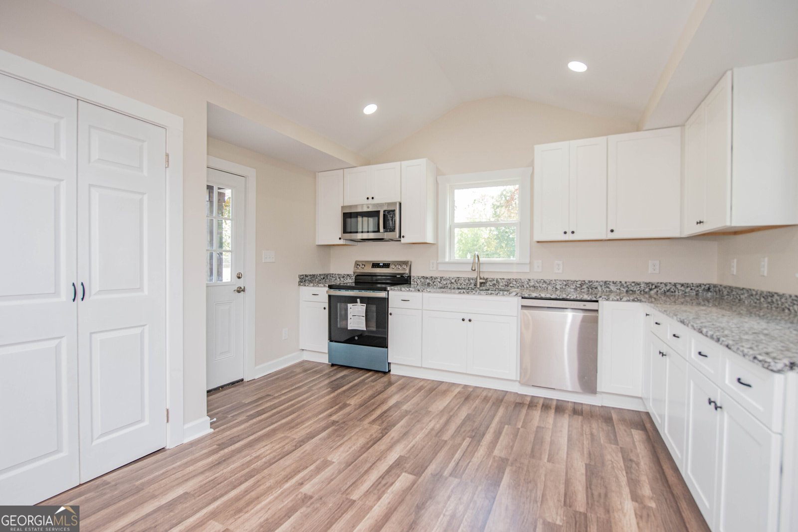 403 Spruce Street Fort Valley - Photo 7