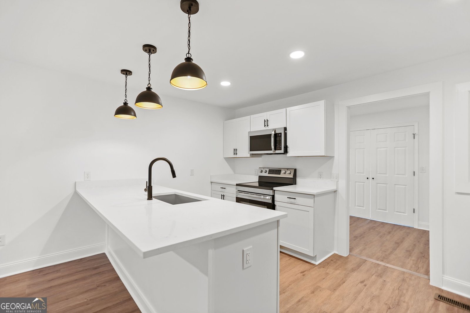 204 White Street Hogansville - Photo 9