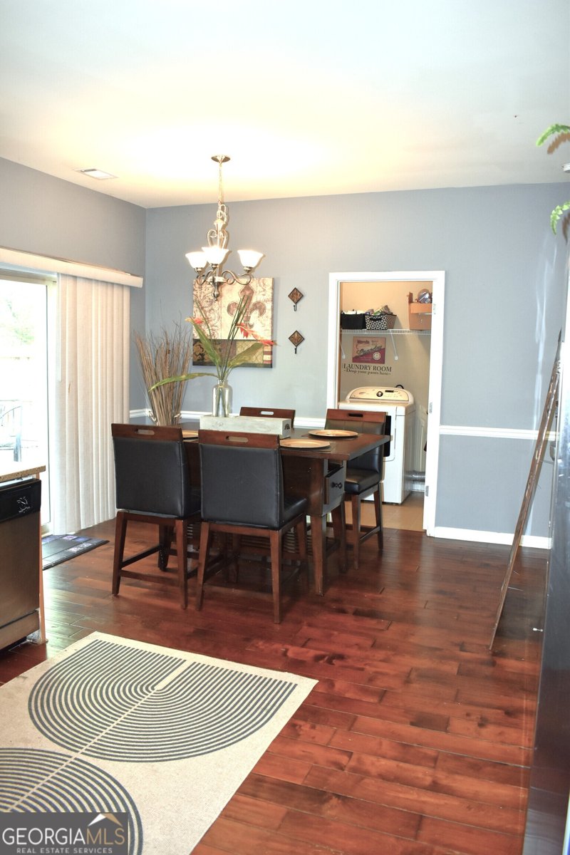 1226 Castleberry Drive Buford - Photo 8