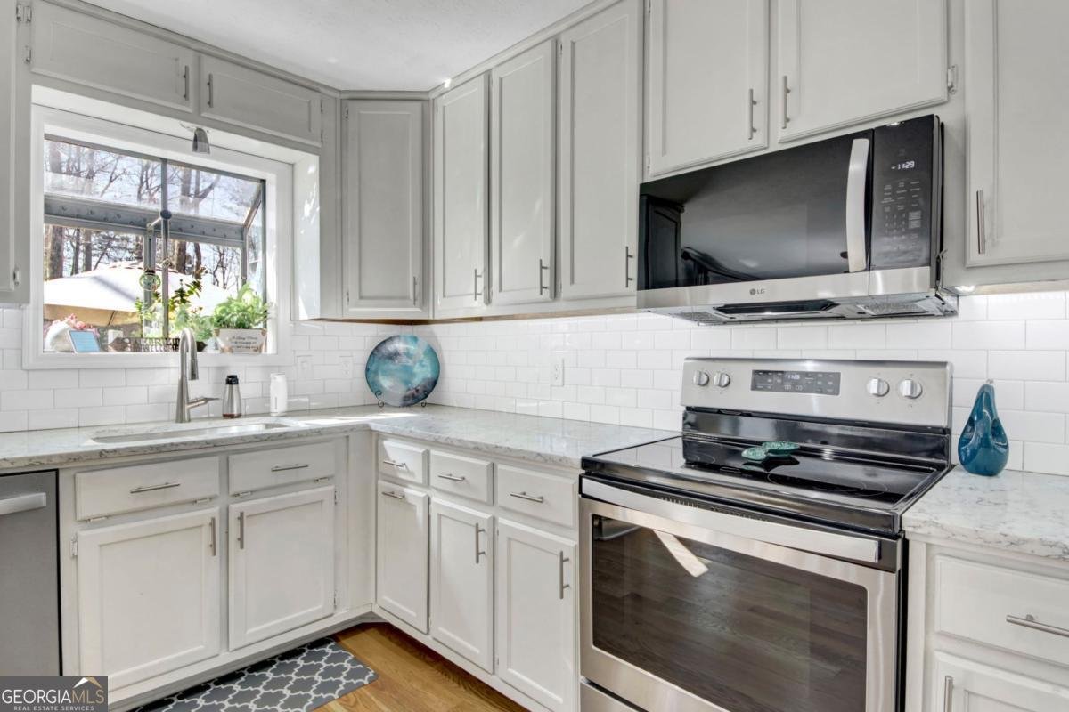 3420 Chattahoochee Road Cumming - Photo 12