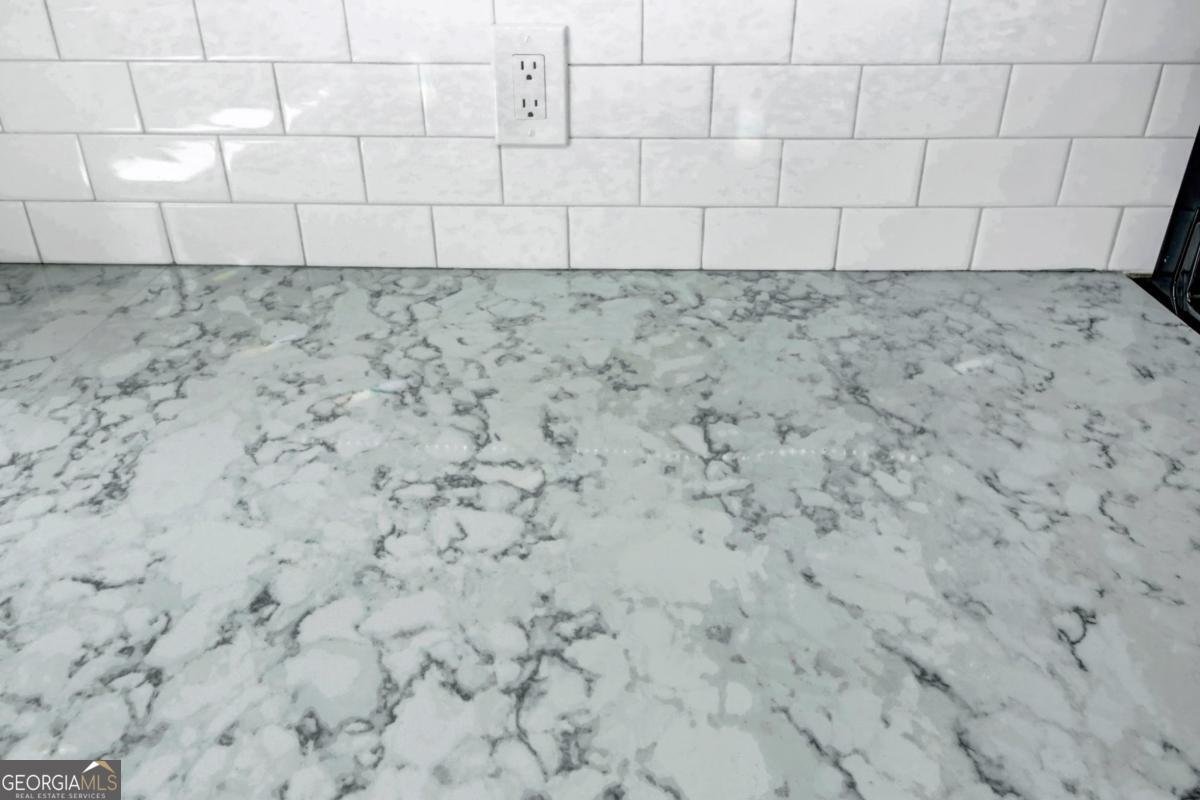 3420 Chattahoochee Road Cumming - Photo 13