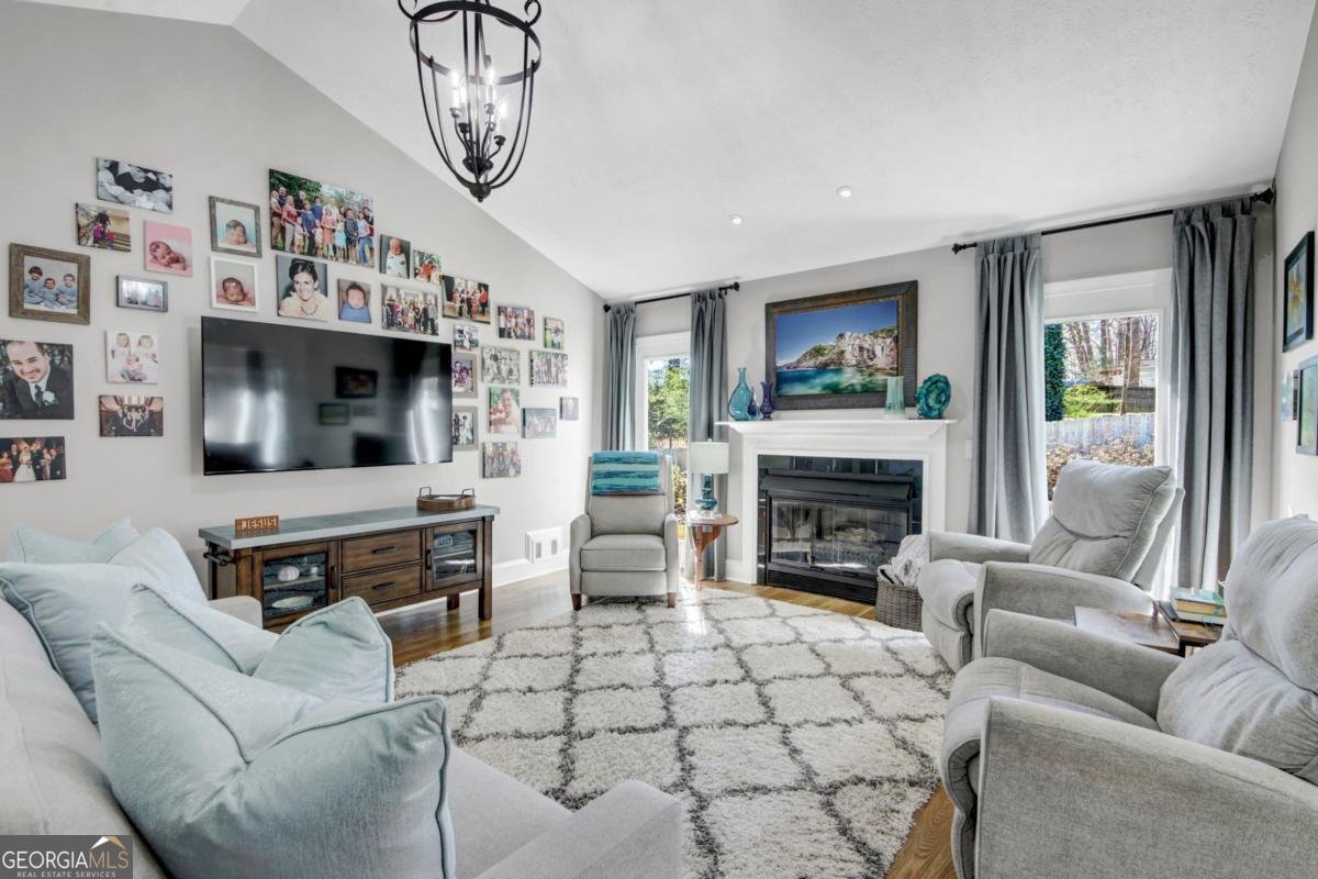 3420 Chattahoochee Road Cumming - Photo 8