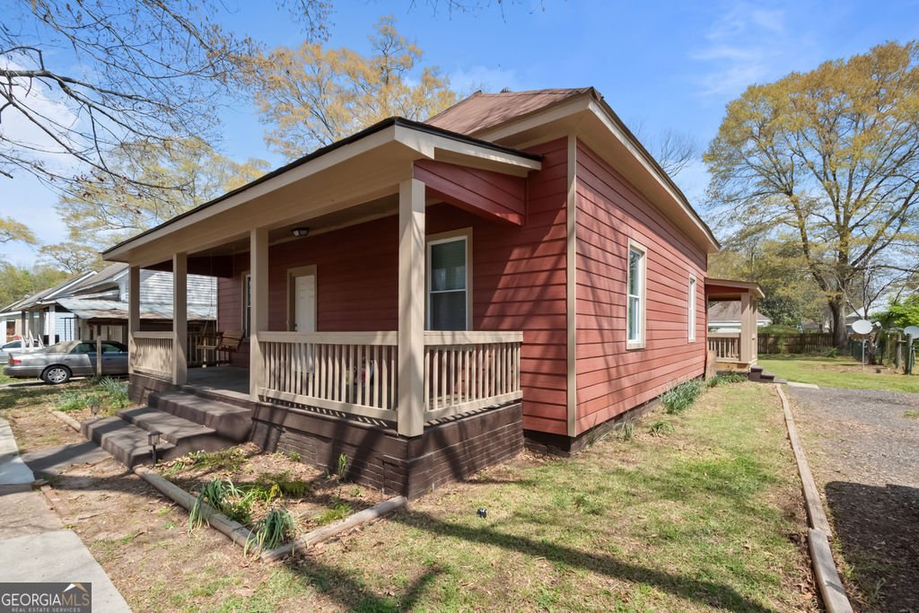 105 International Street Hogansville - Photo 1