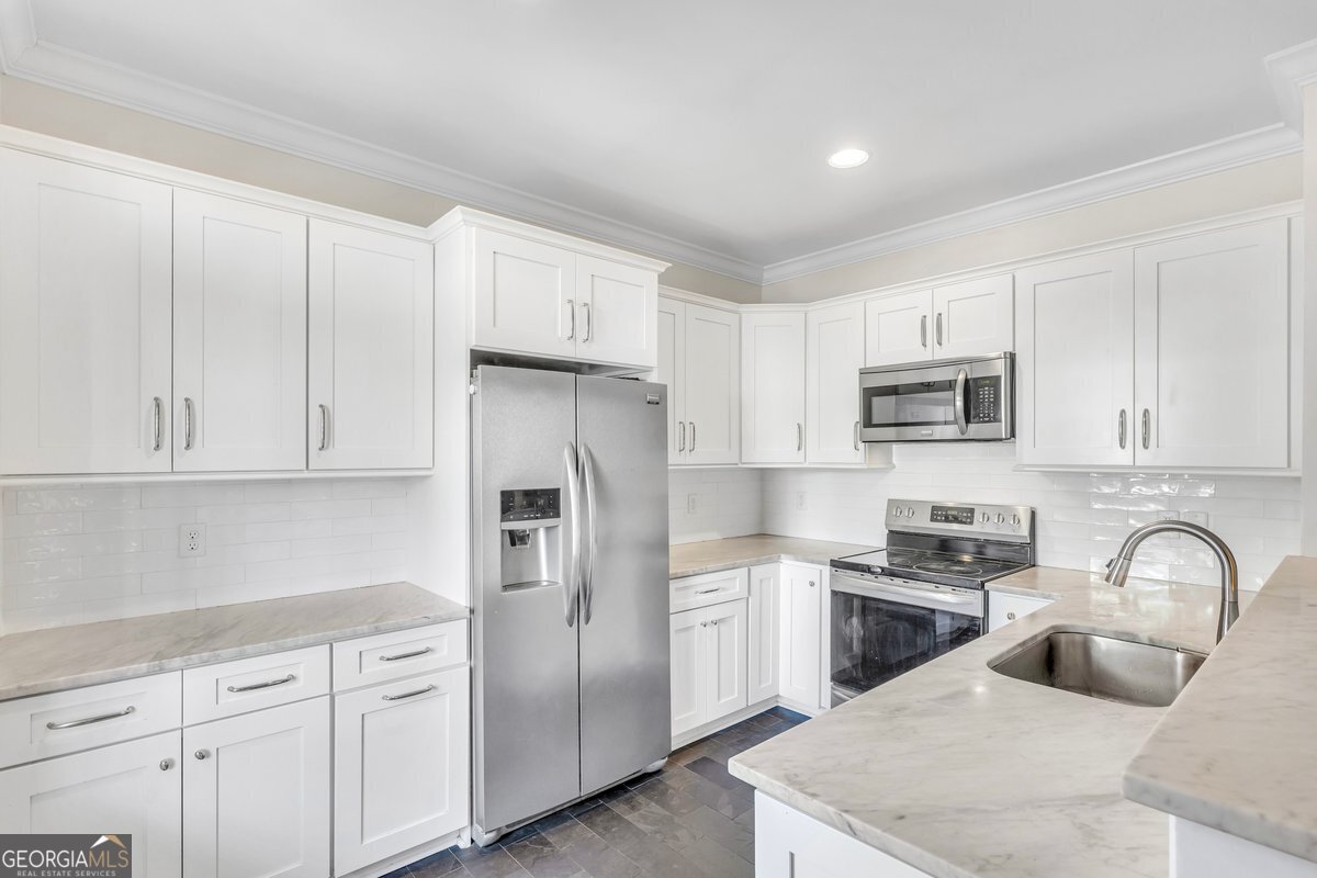 218 33rd Street Savannah - Photo 11