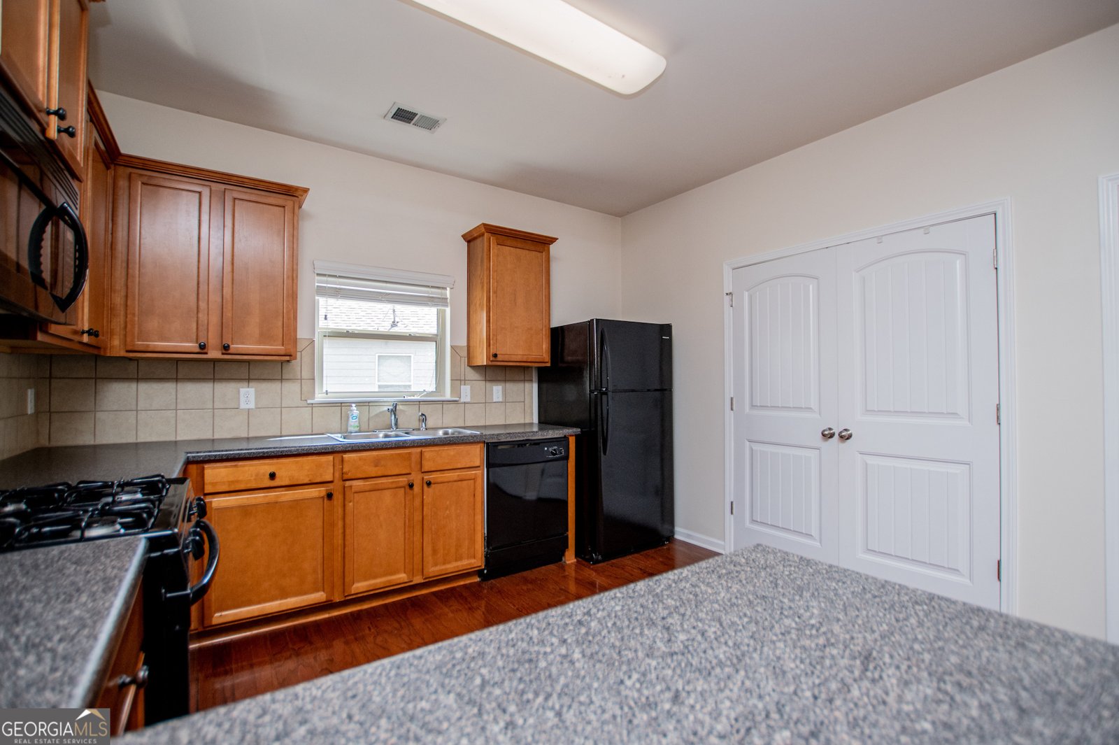 240 River Meadow Drive Lagrange - Photo 17