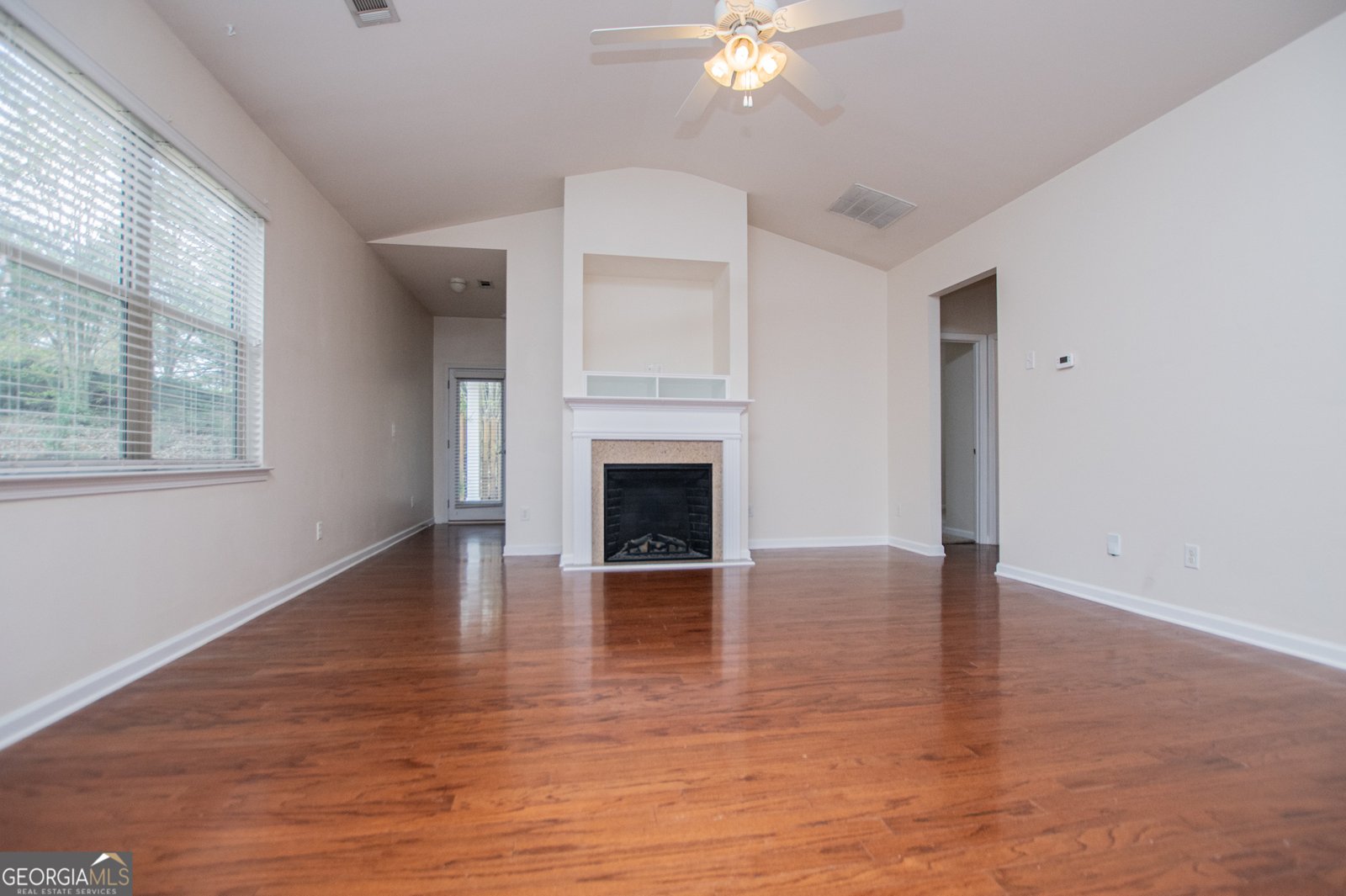 240 River Meadow Drive Lagrange - Photo 9