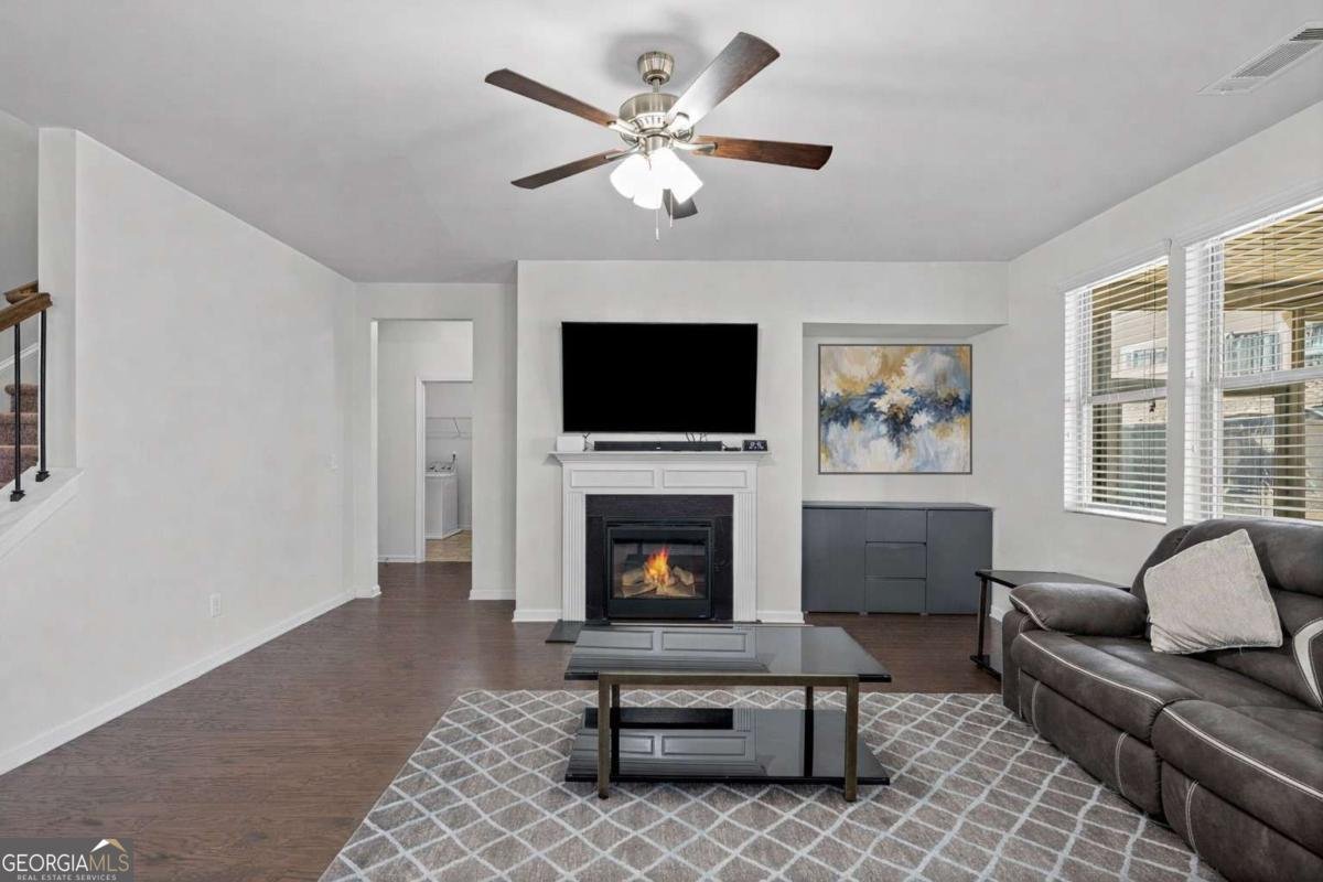 5470 Mirror Lake Drive Cumming - Photo 10