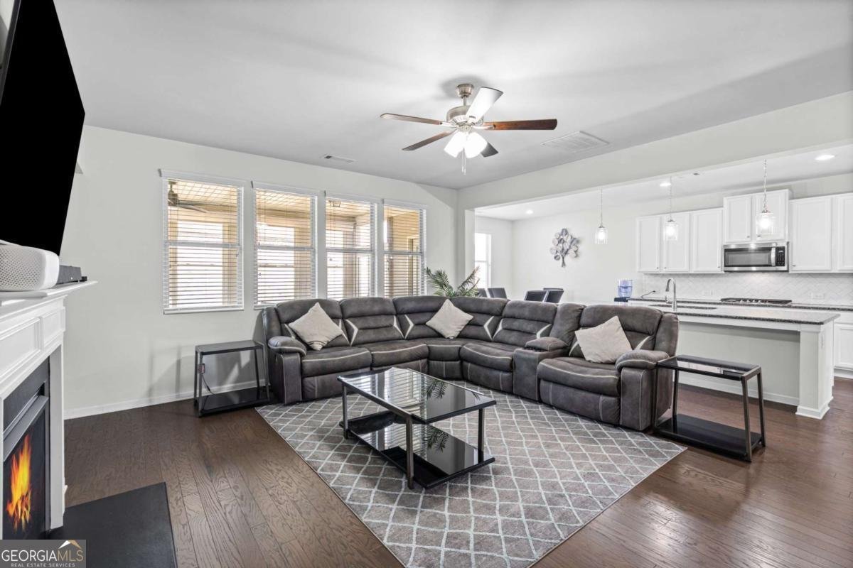 5470 Mirror Lake Drive Cumming - Photo 11