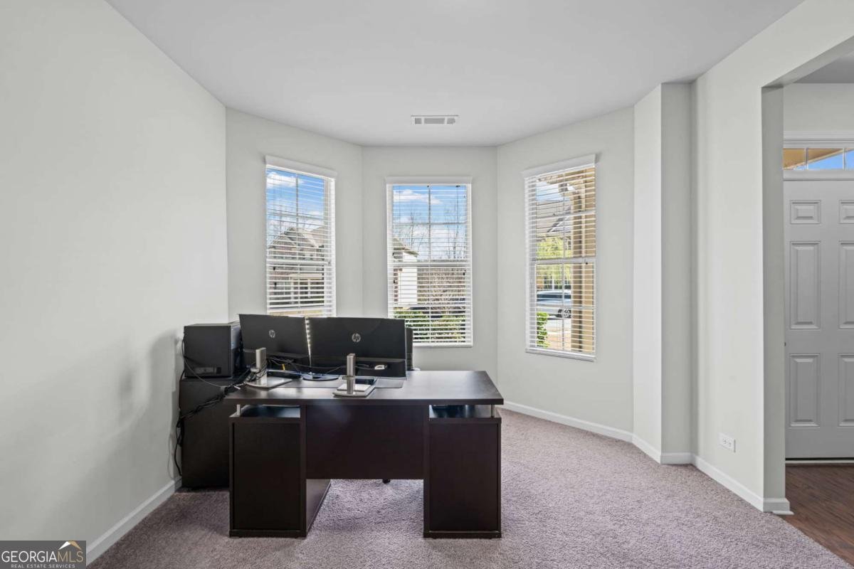 5470 Mirror Lake Drive Cumming - Photo 6