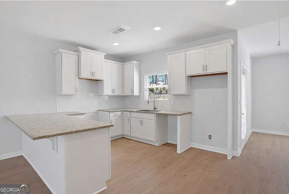 355 Dempsey Drive Fayetteville - Photo 12