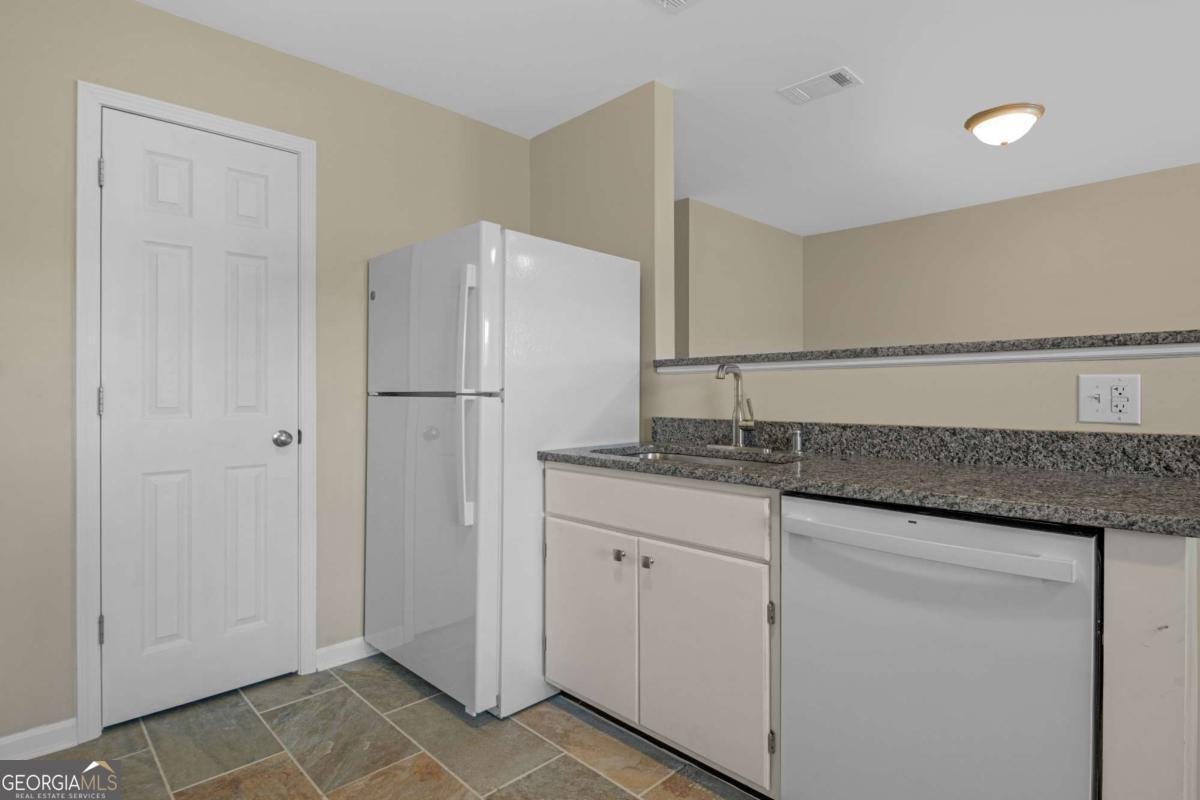 371 Cherokee Avenue Waycross - Photo 11