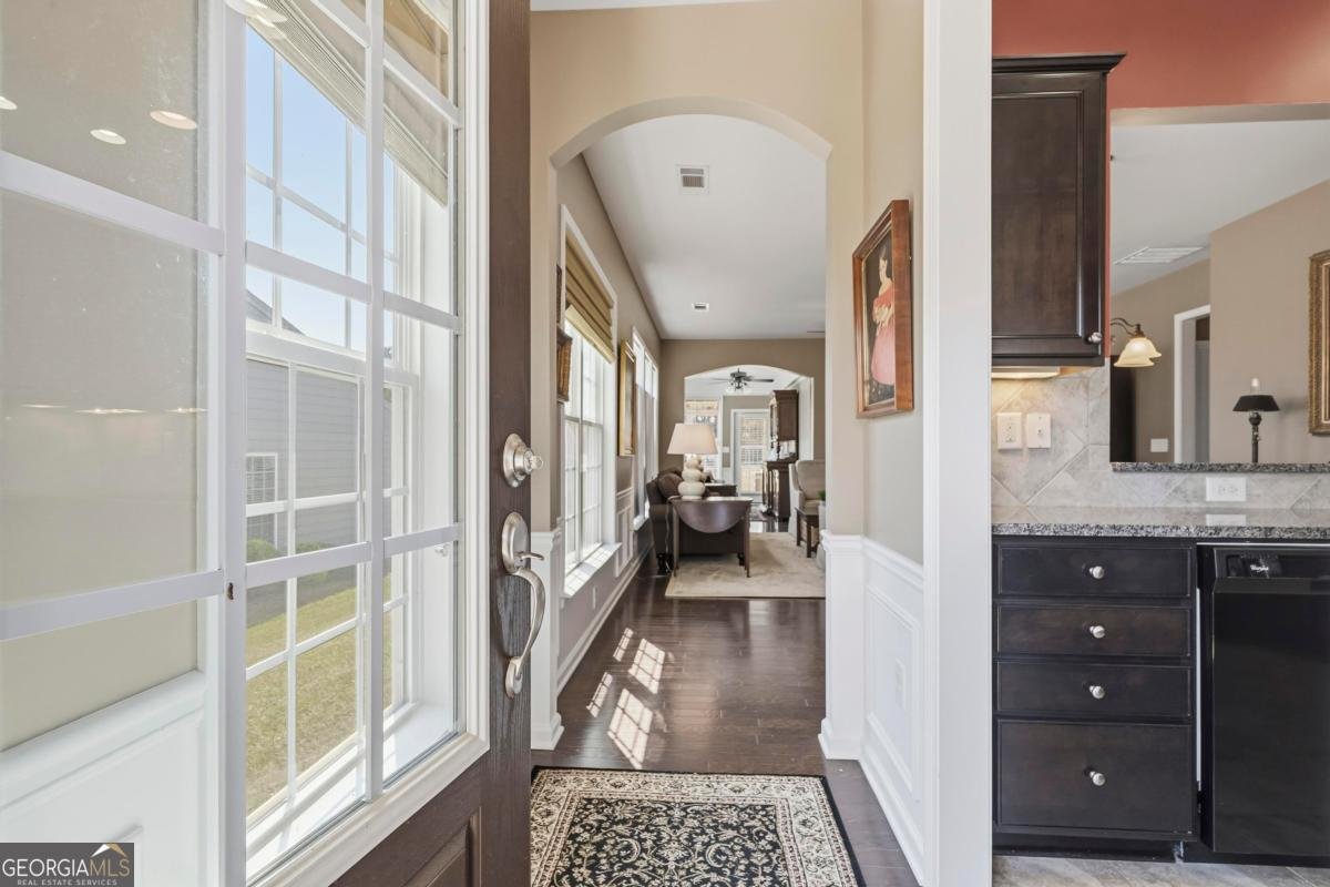 1320 Summer Hollow Road Greensboro - Photo 6