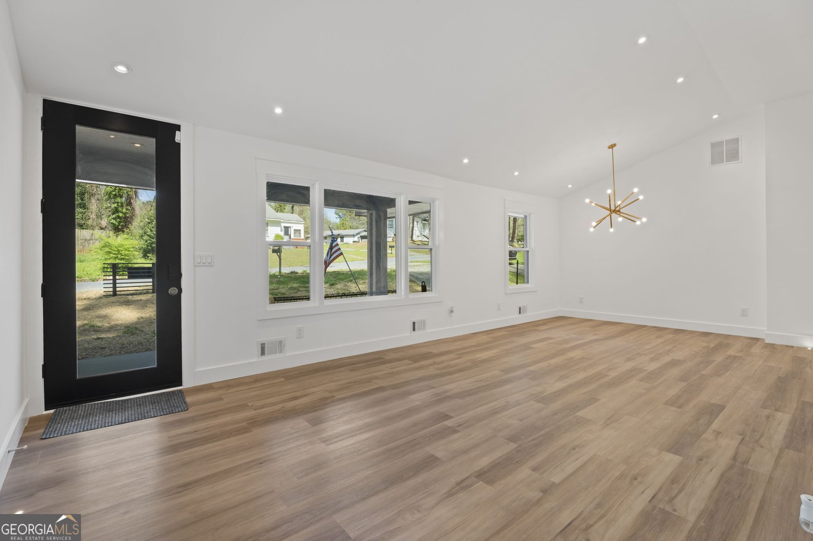 2746 Dale Creek Drive Atlanta - Photo 11