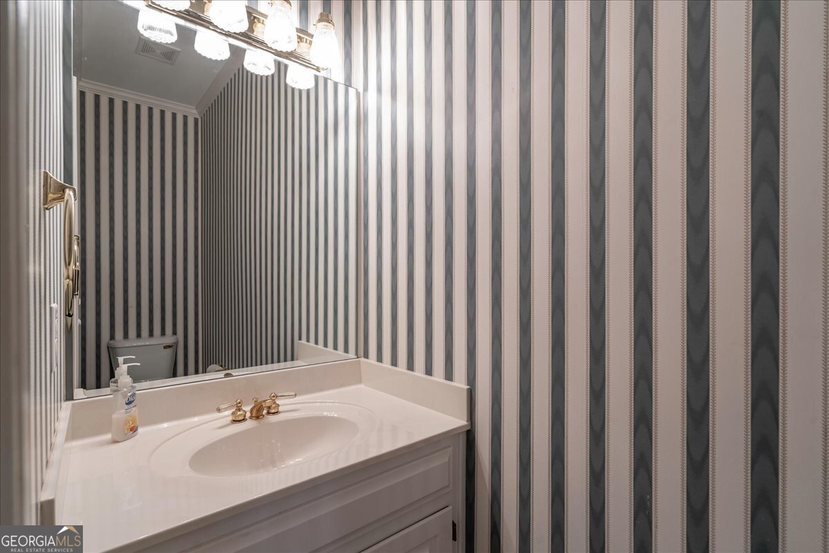 305 Crystal Court Athens - Photo 36