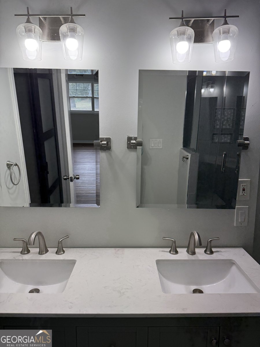 755 Valley Creek Drive Stone Mountain - Photo 6