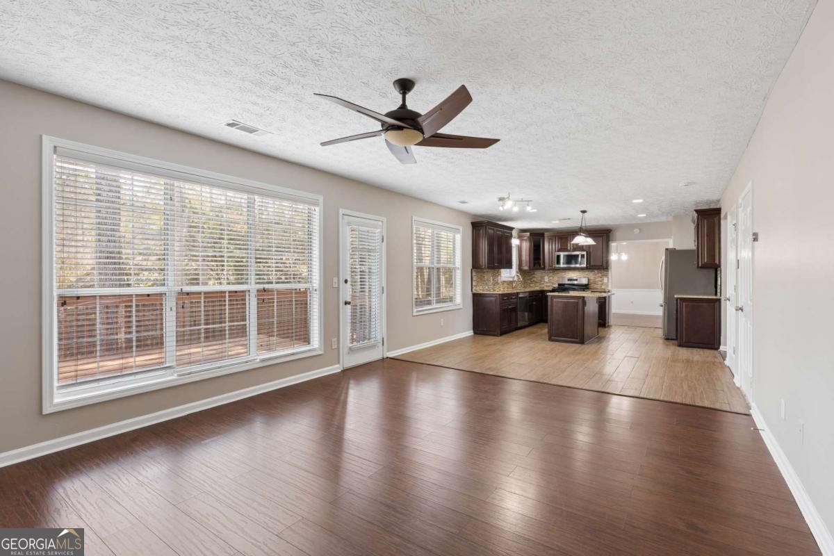 407 Cool Springs Place Kennesaw - Photo 17