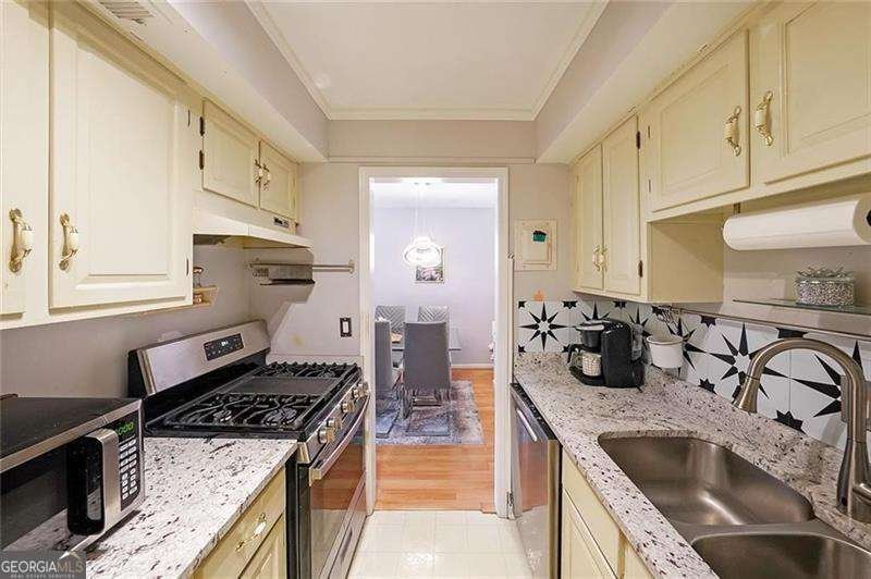 6851 Roswell Road Atlanta - Photo 17