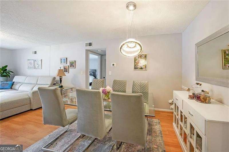 6851 Roswell Road Atlanta - Photo 18