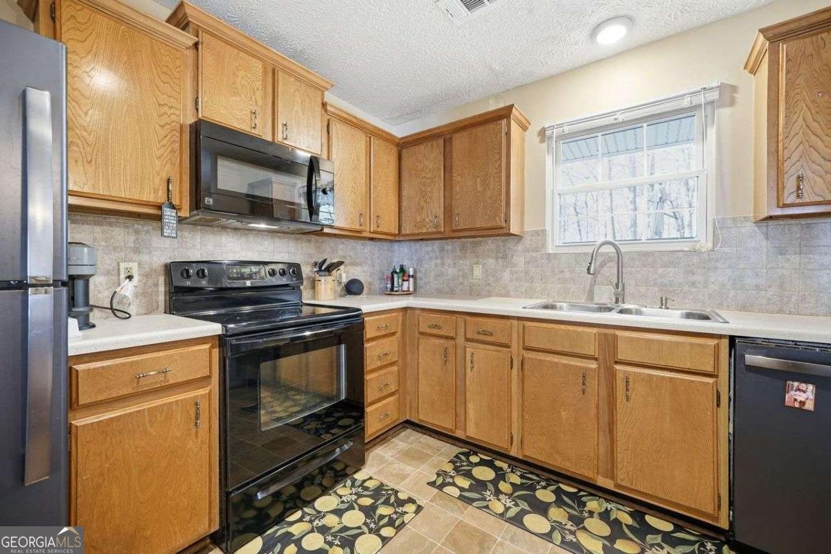 2605 Queen Anne Court Atlanta - Photo 9