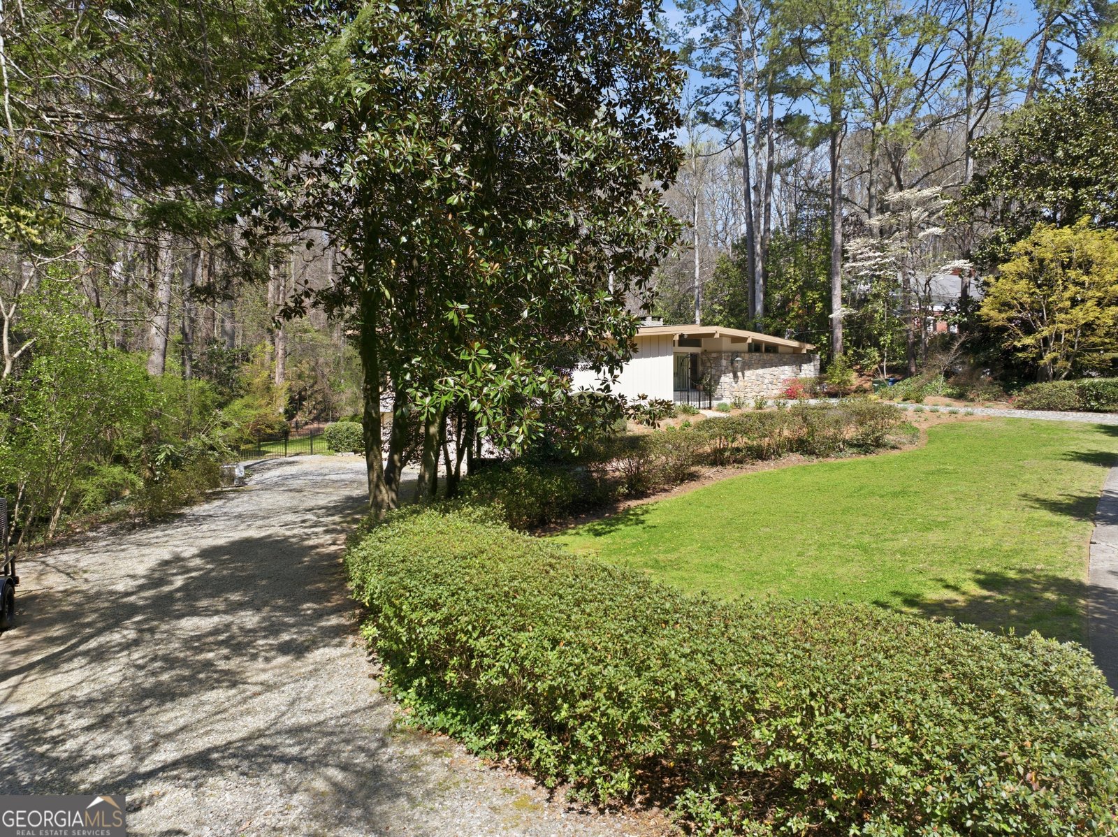 505 Hollydale Court Atlanta - Photo 6