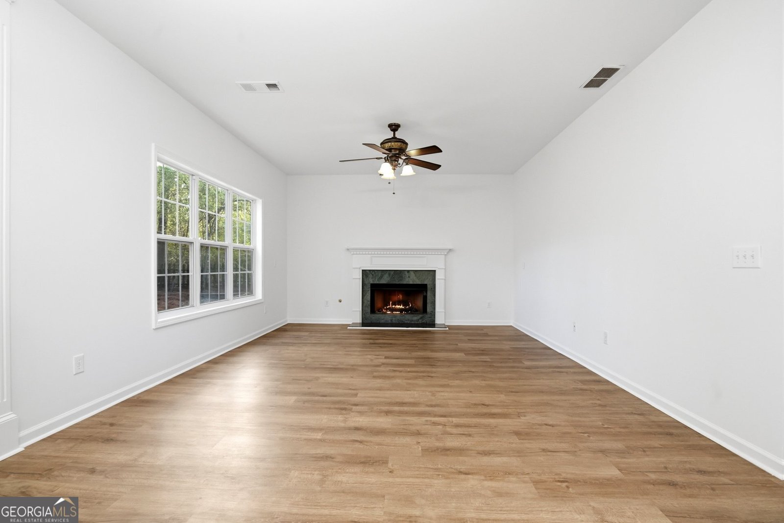 4045 Delamar Drive Cumming - Photo 15