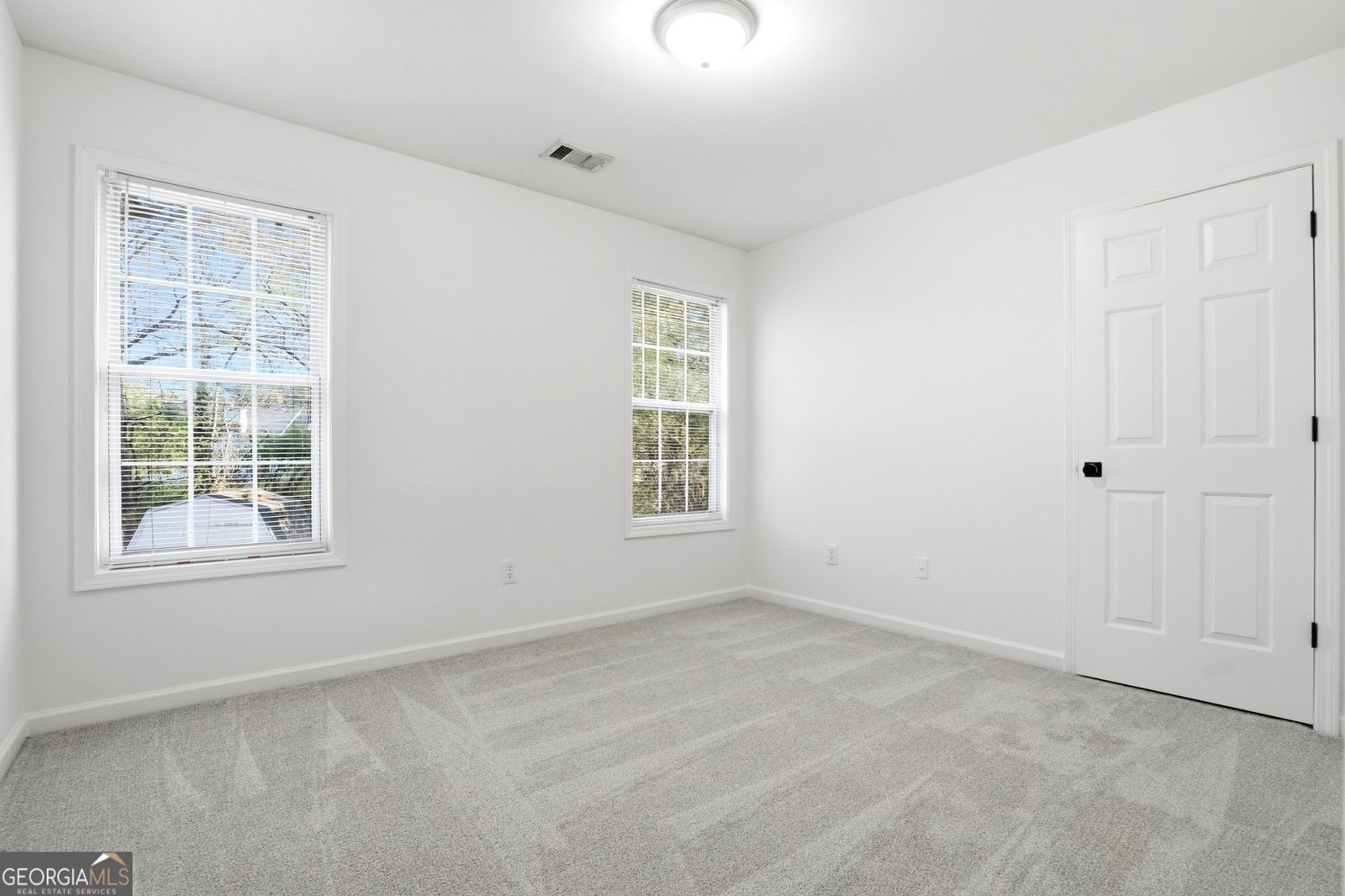 4045 Delamar Drive Cumming - Photo 29