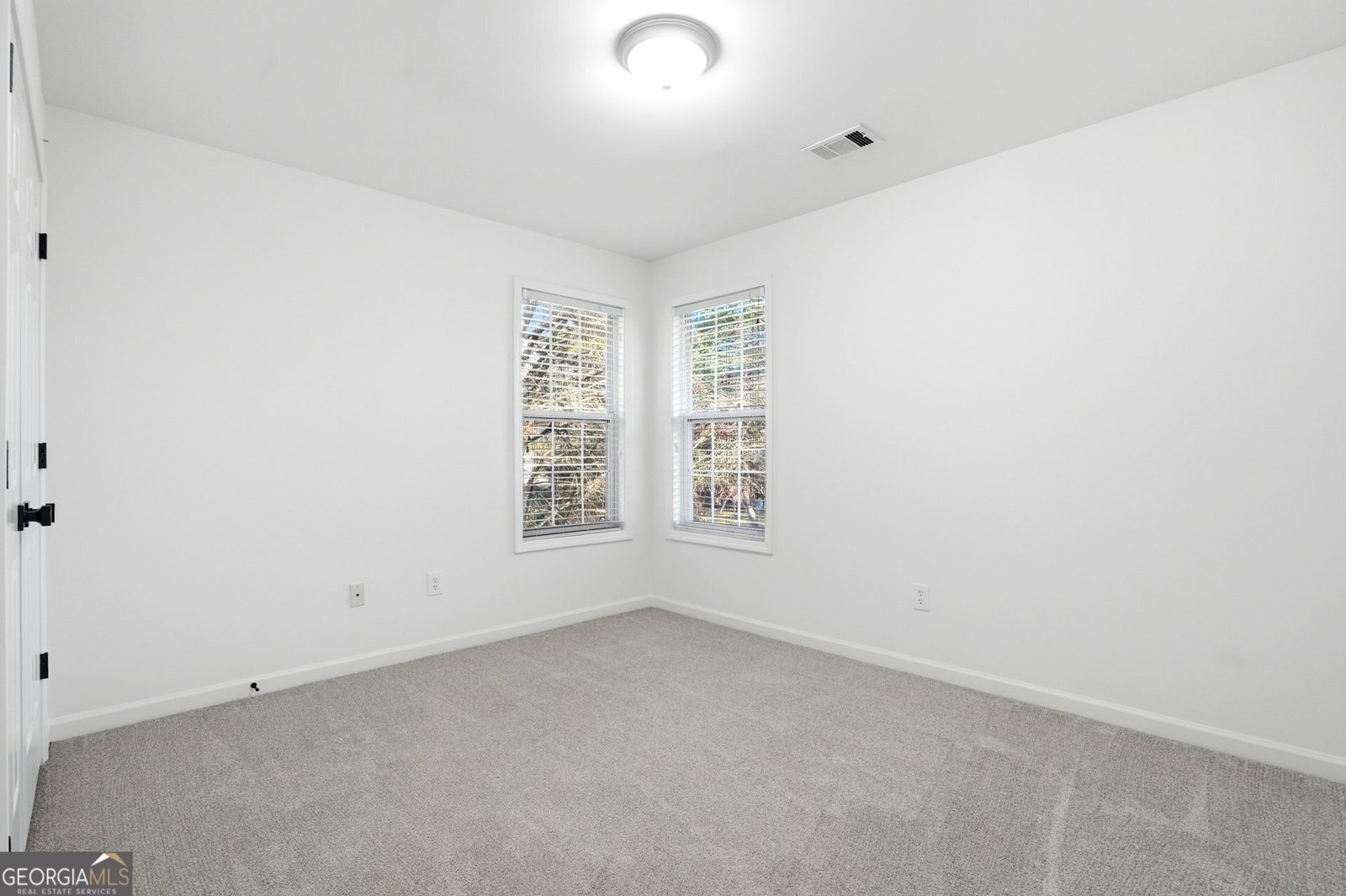 4045 Delamar Drive Cumming - Photo 32