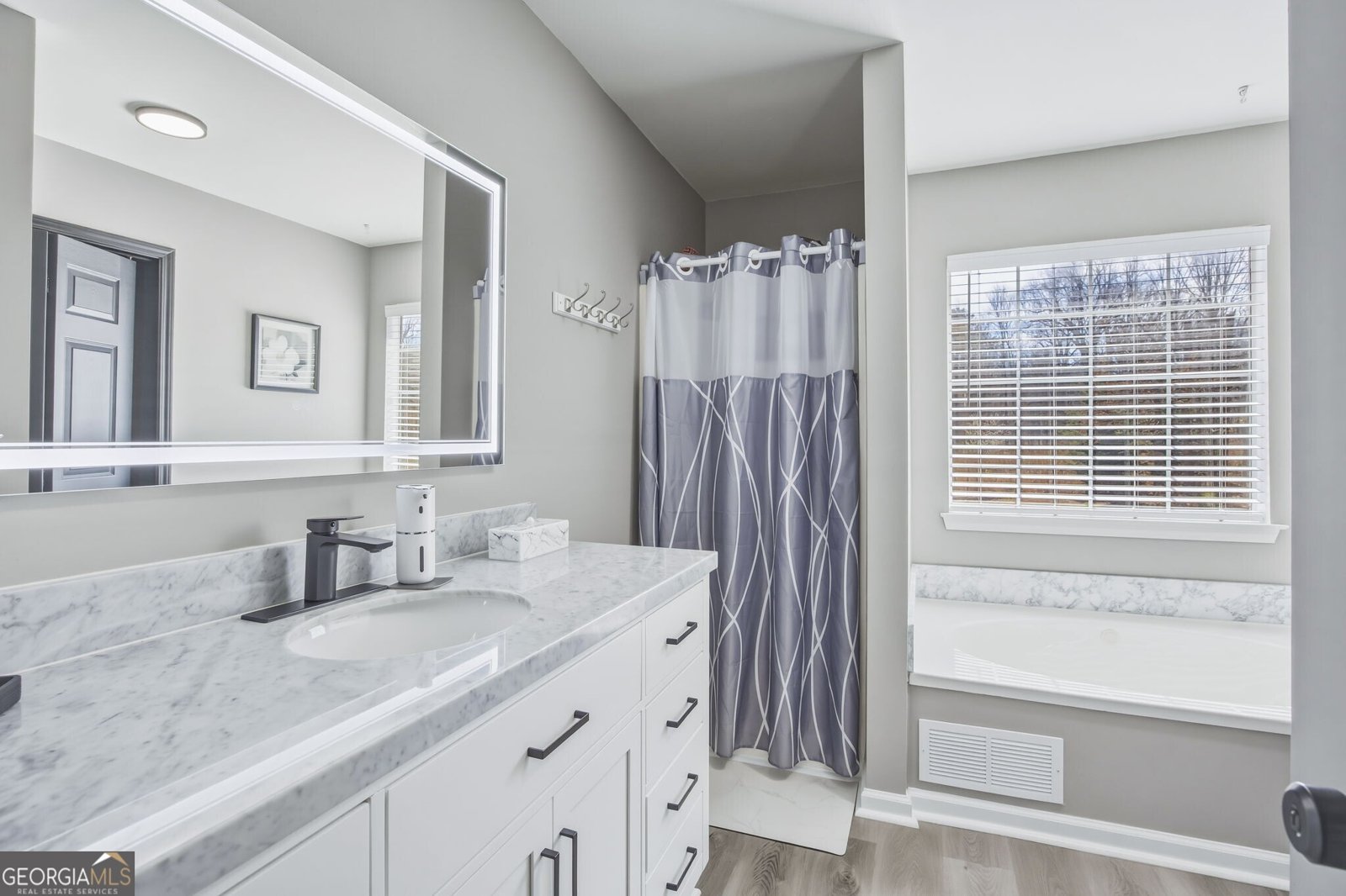 2516 Johnsbrooke Drive Lithia Springs - Photo 19