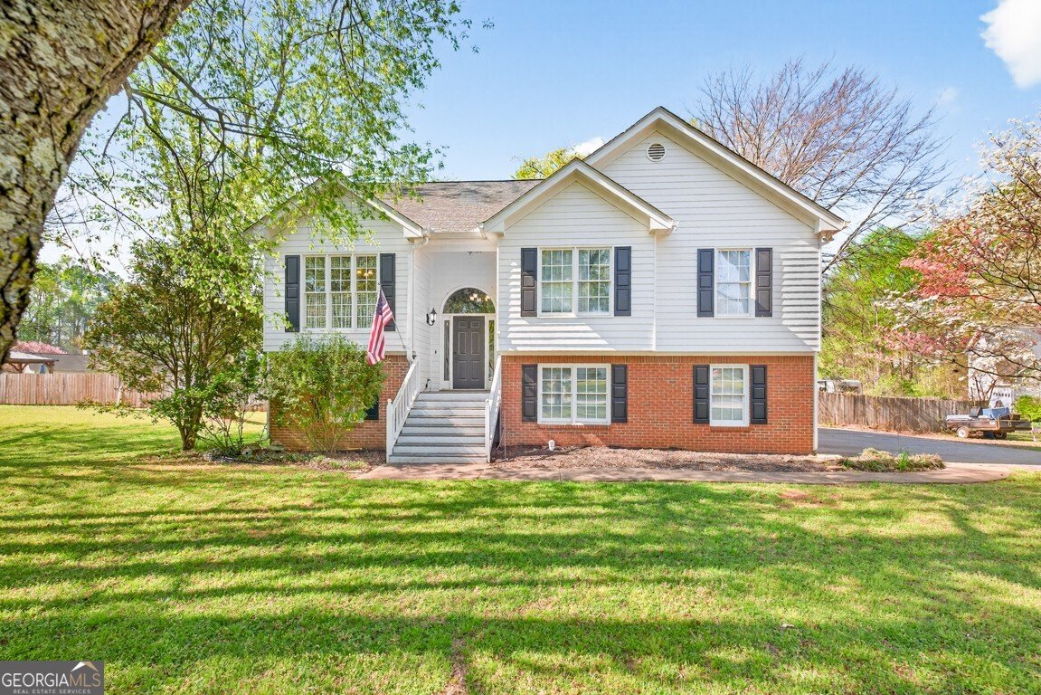 69 Siding Lane Jefferson - Photo 1