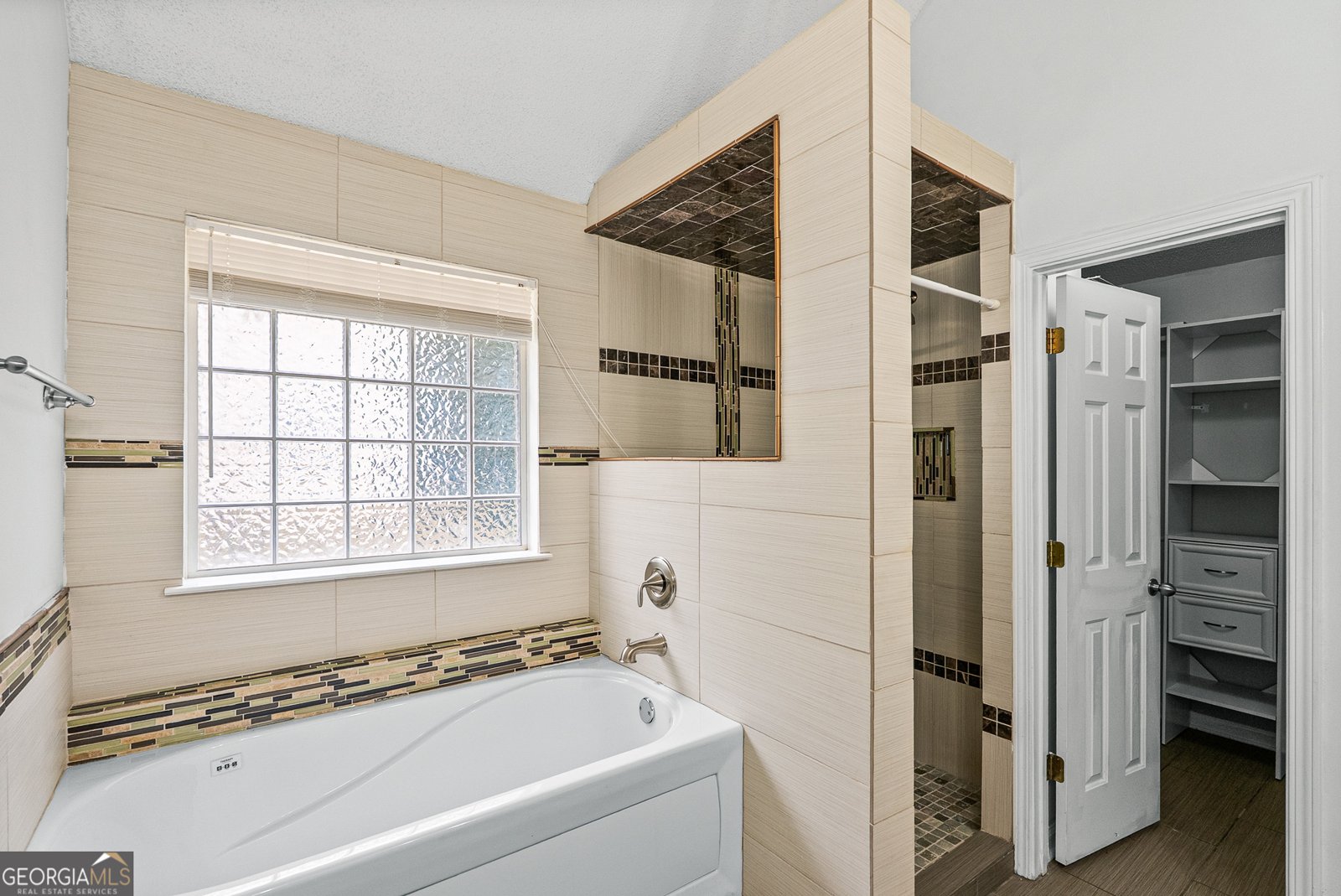 4360 Big Horn Pass Douglasville - Photo 11