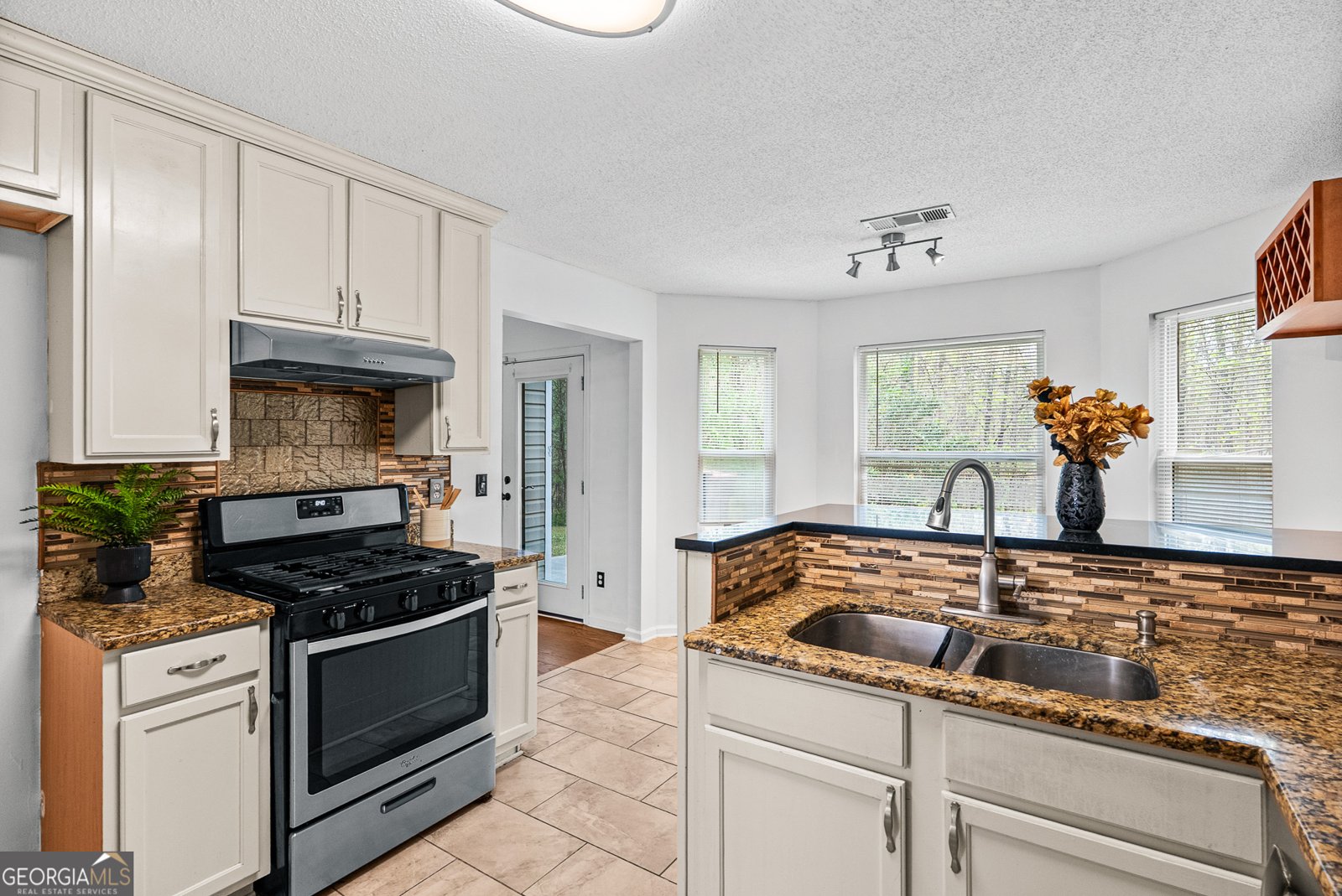 4360 Big Horn Pass Douglasville - Photo 18