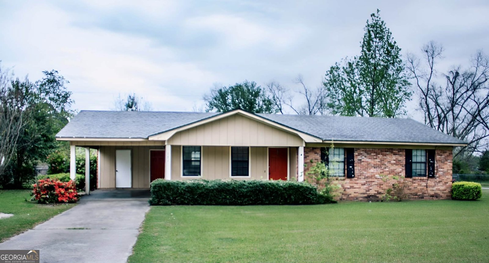 131 Carol Circle Fitzgerald - Photo 1