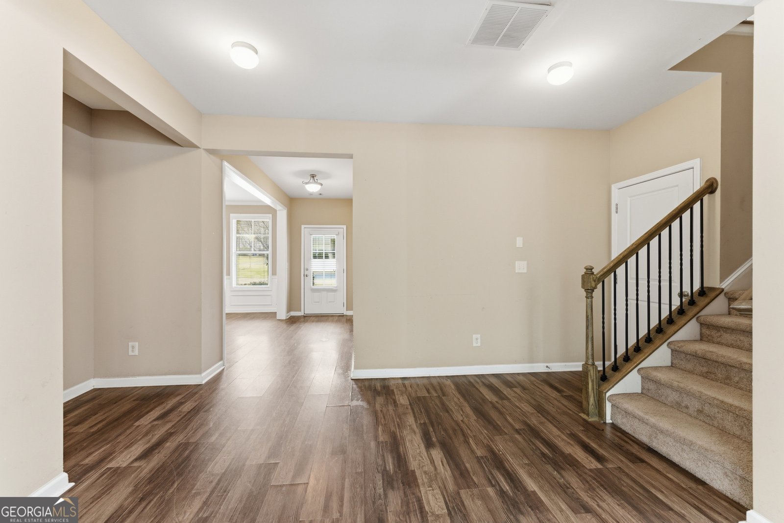 5942 Watersdown Way Flowery Branch - Photo 6