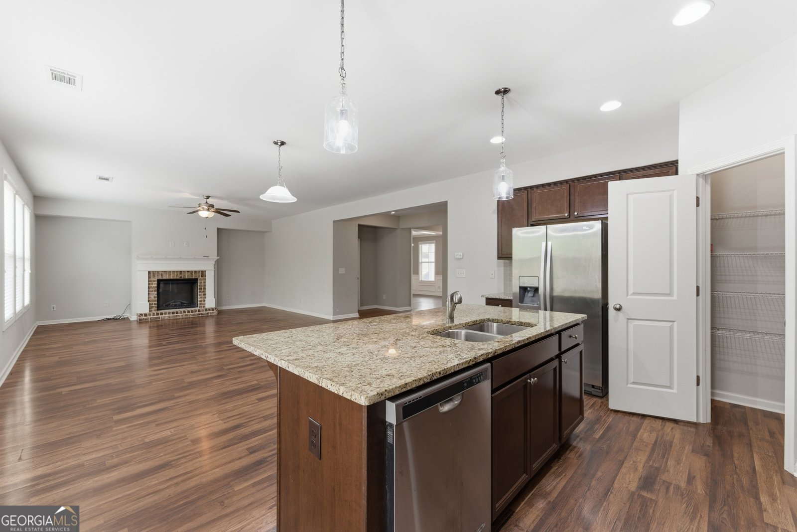 5942 Watersdown Way Flowery Branch - Photo 9