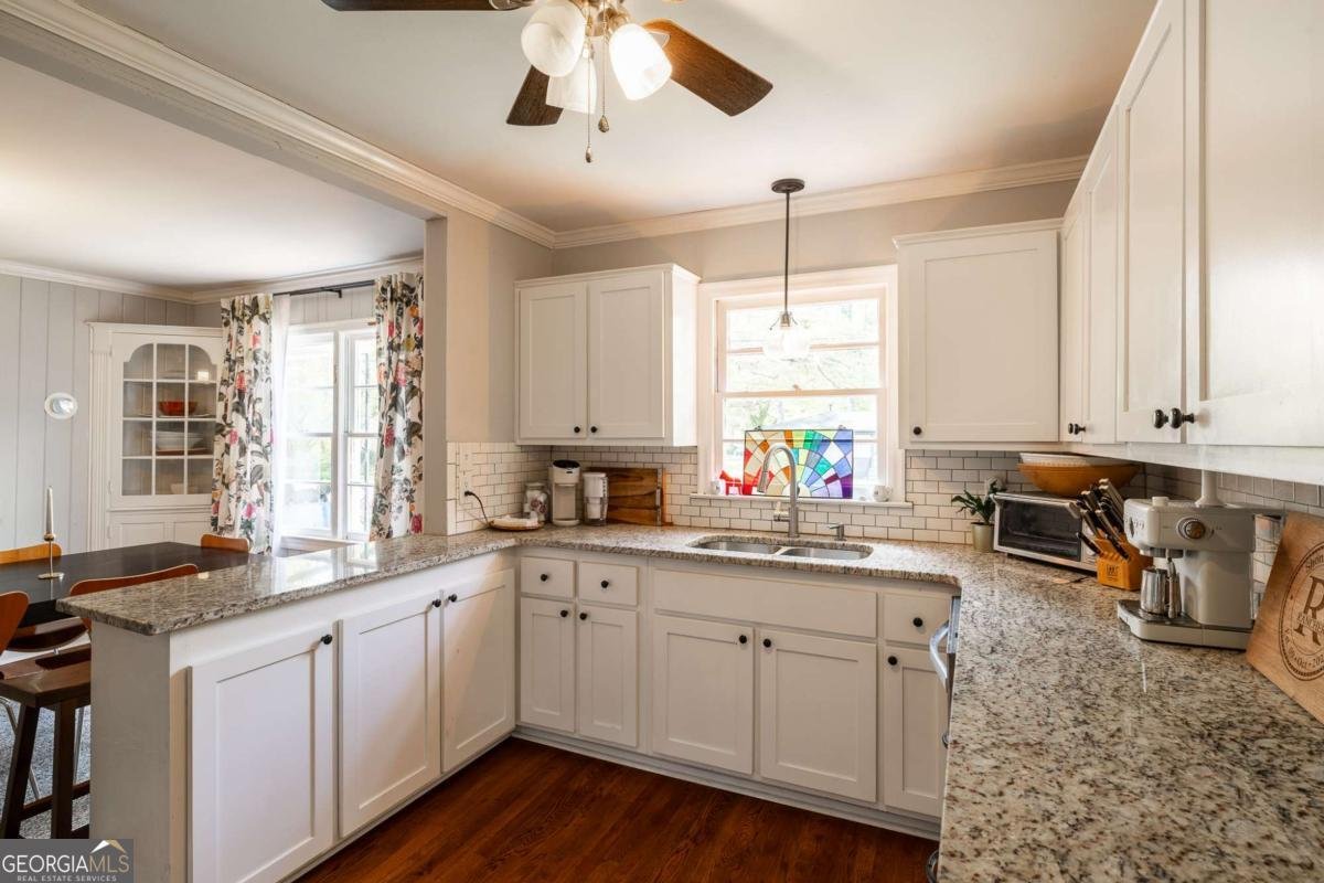 406 Sunset Drive Athens - Photo 14