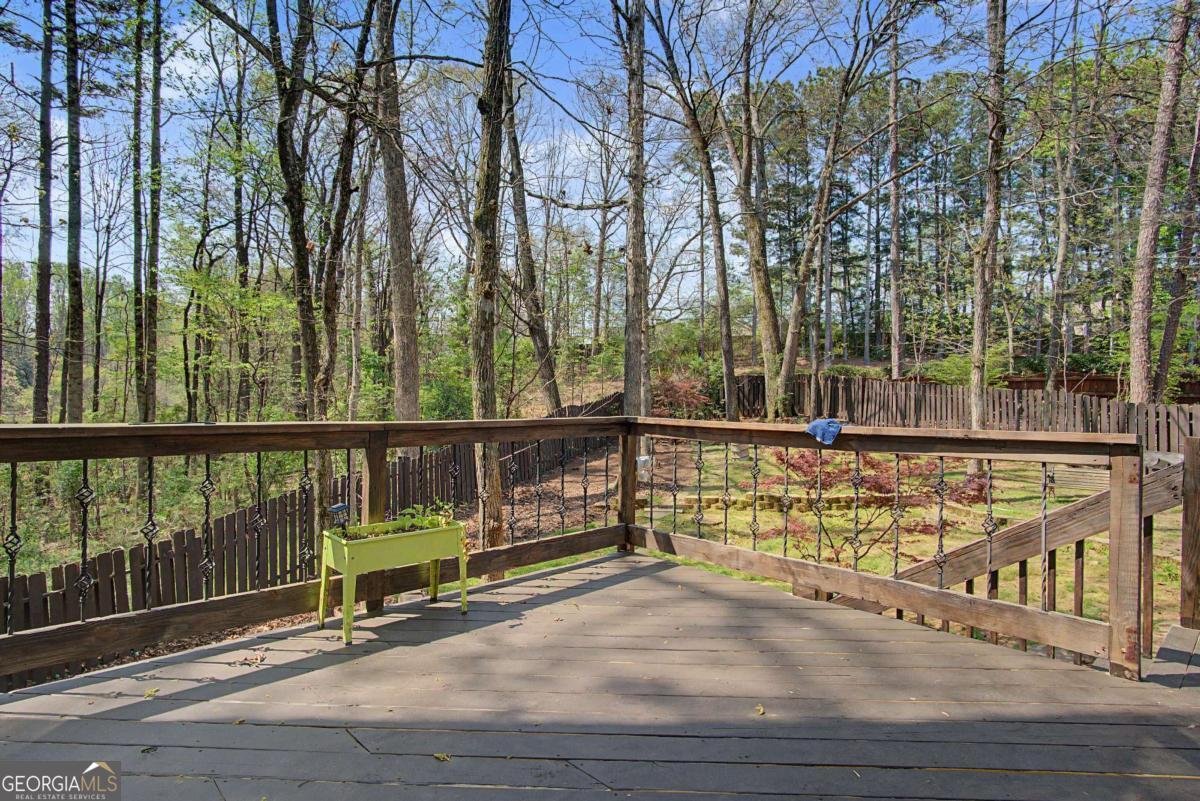 325 Camber Woods Court Roswell - Photo 8