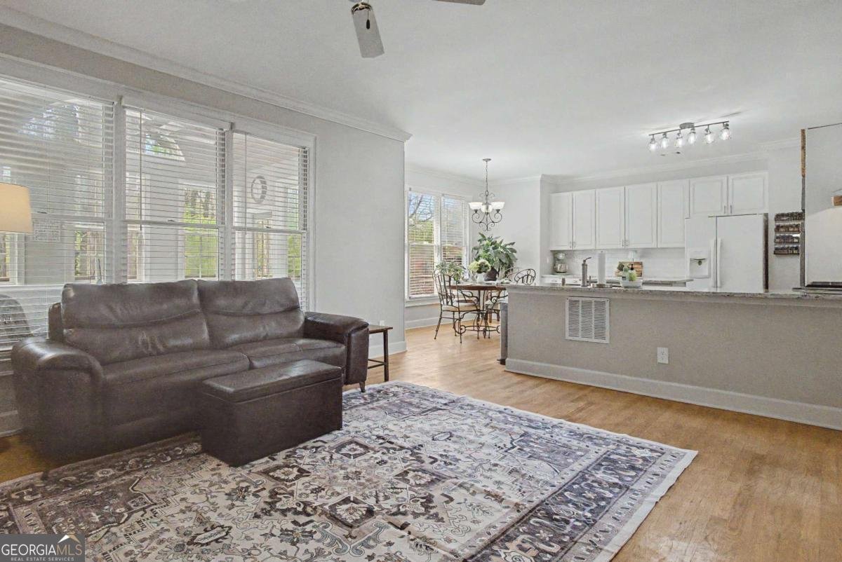 325 Camber Woods Court Roswell - Photo 9