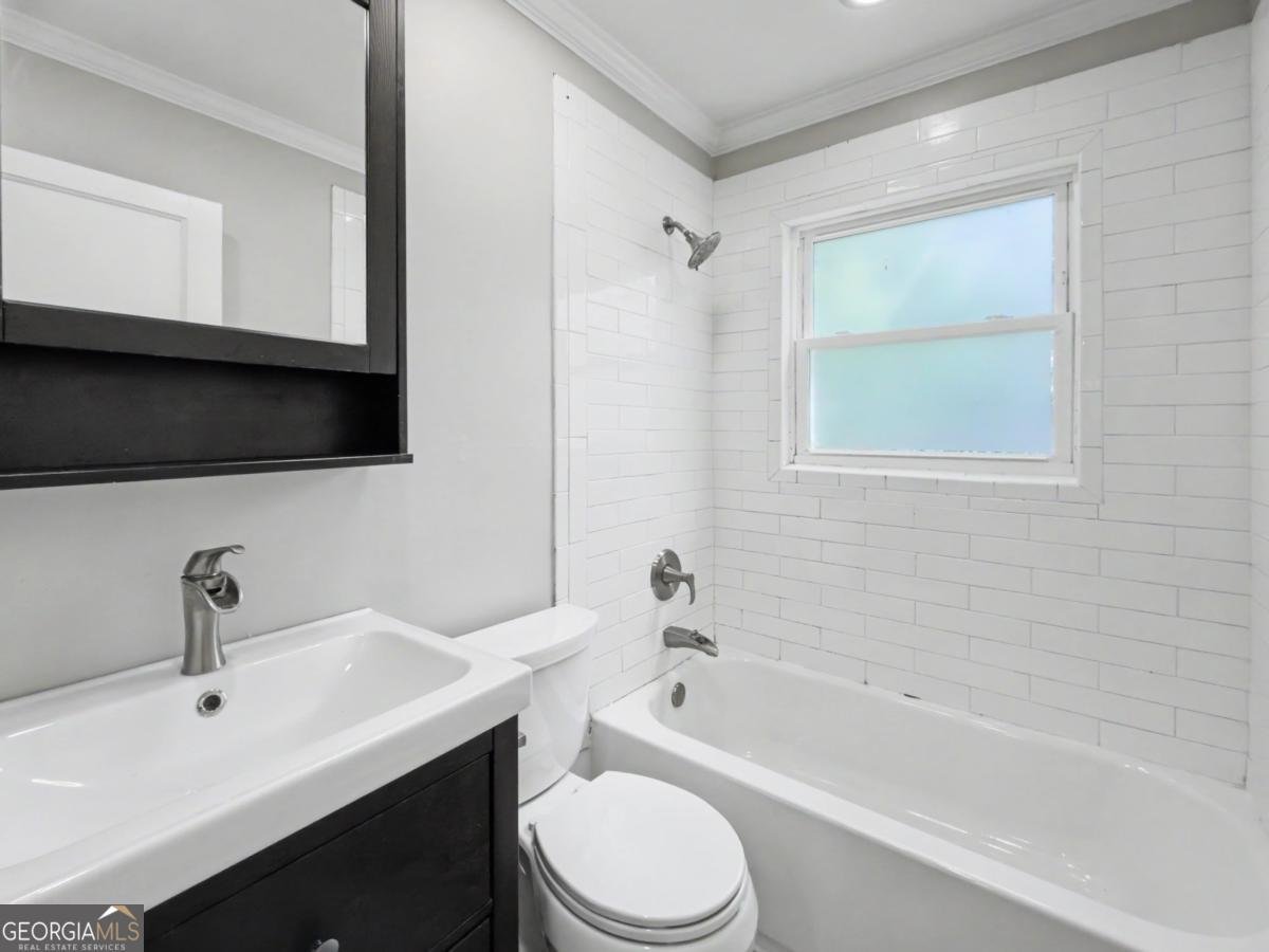 1413 Clermont Avenue East Point - Photo 10