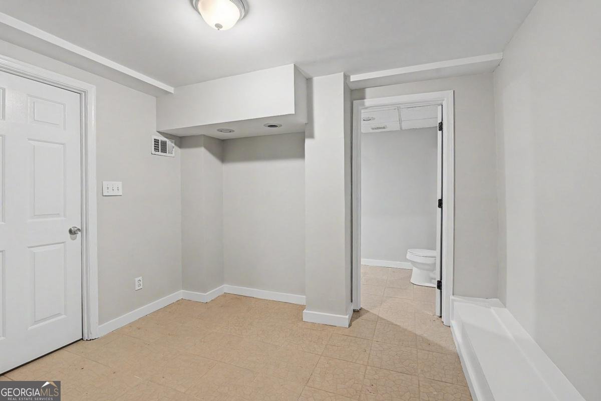 1413 Clermont Avenue East Point - Photo 14