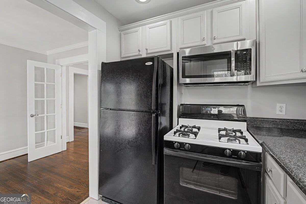 1413 Clermont Avenue East Point - Photo 7