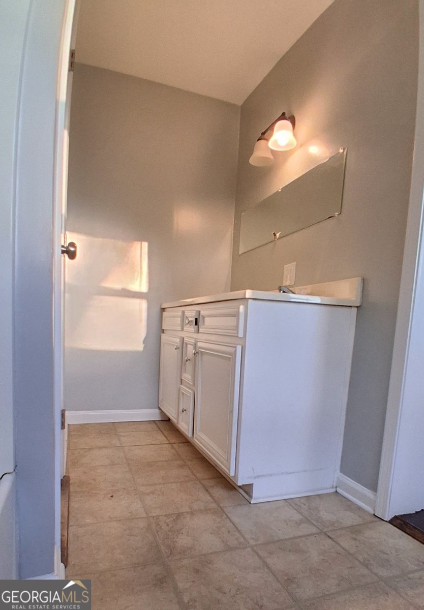 144 Clifford Street Loganville - Photo 14