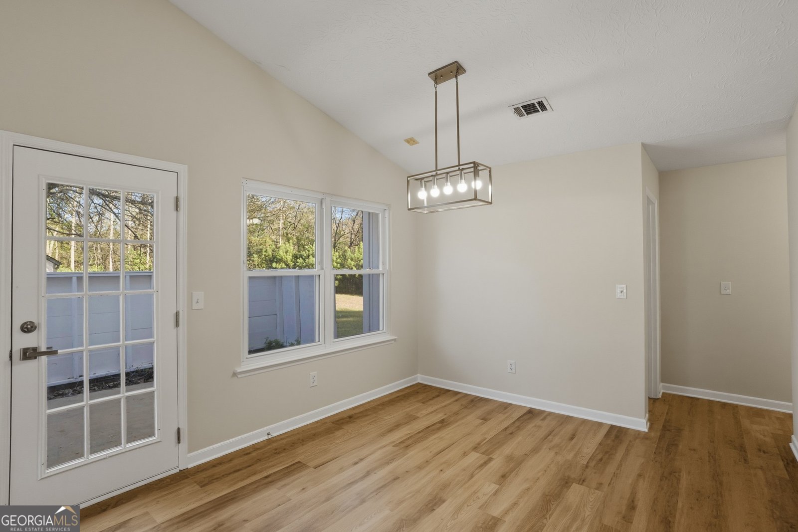 403 Brittan Trail Jonesboro - Photo 6