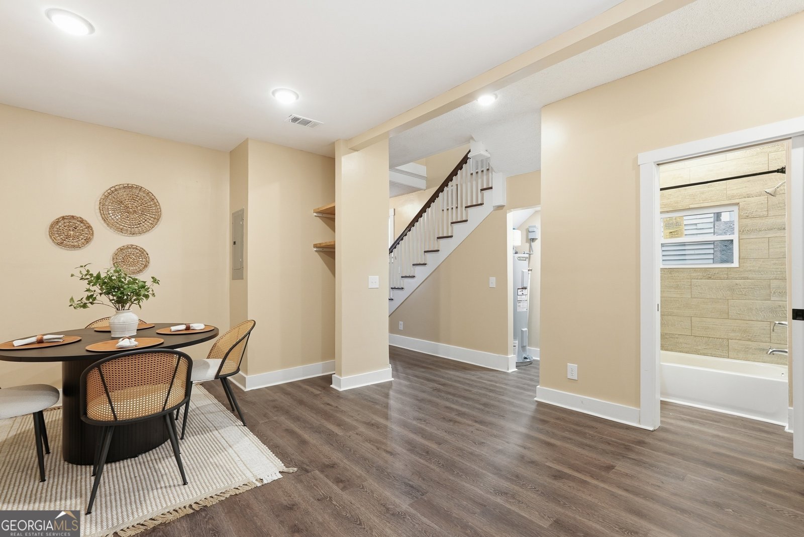 716 38th Street Savannah - Photo 11