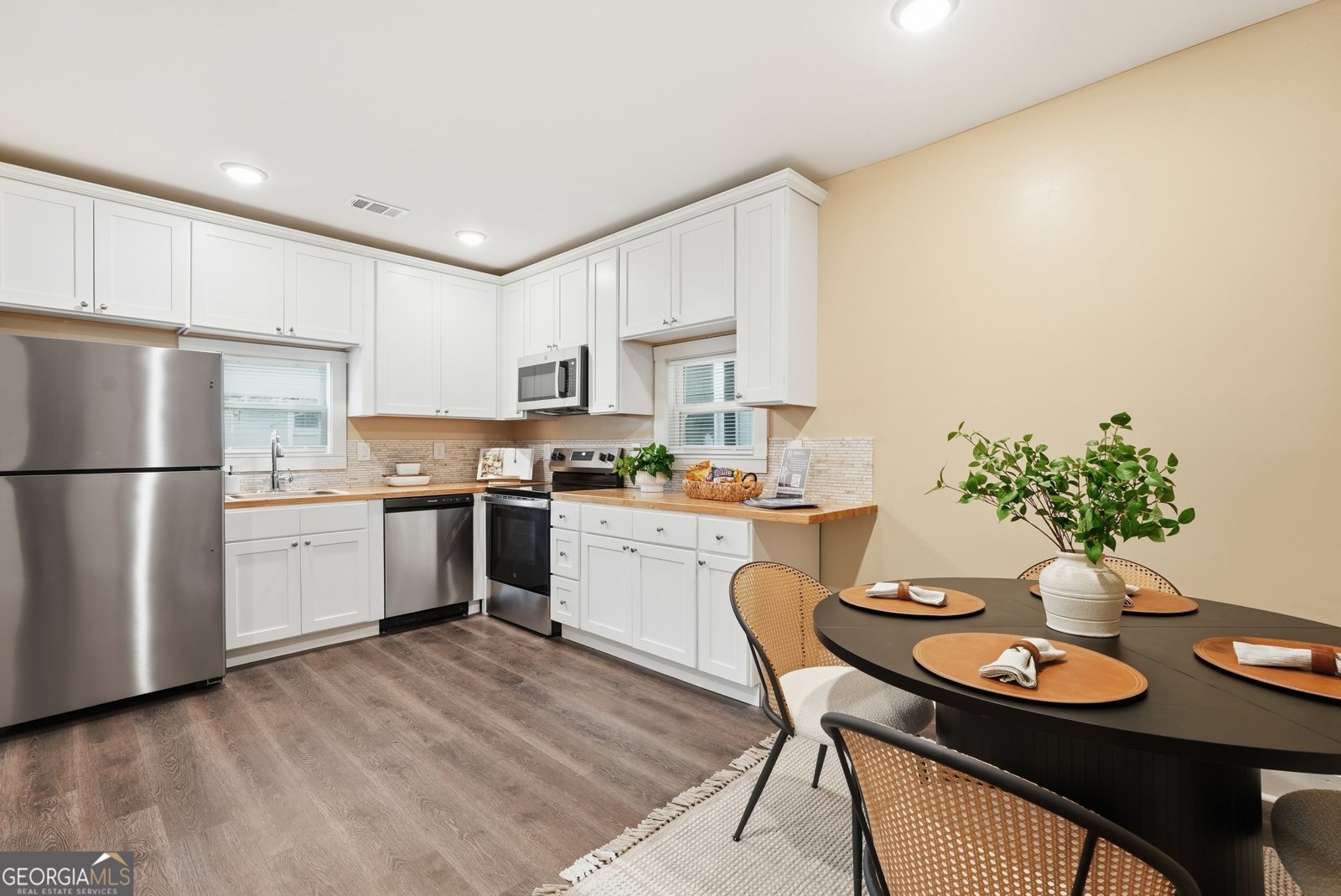 716 38th Street Savannah - Photo 7